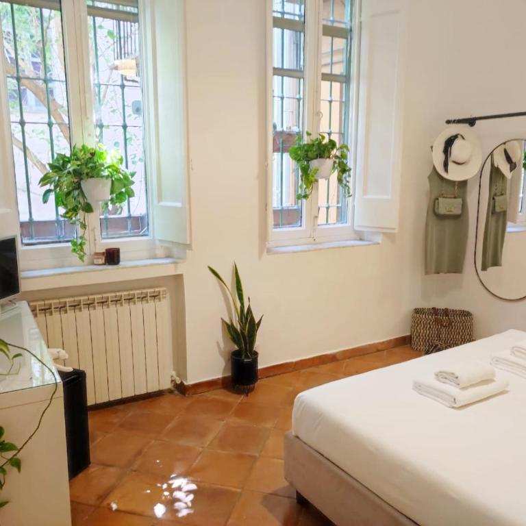 CORONARI Suite - A love nest at Navona Square - Camera Matrimoniale con Bagno Privato - 3