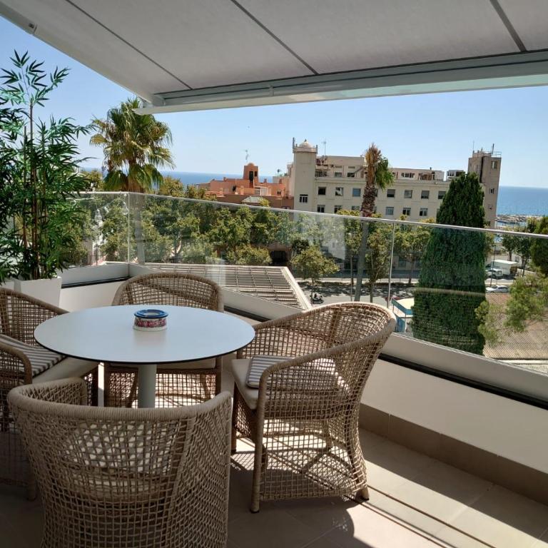 New build modern ap 4 min walk to the beach and Marbella old town - Apartamento de 2 dormitorios - 21