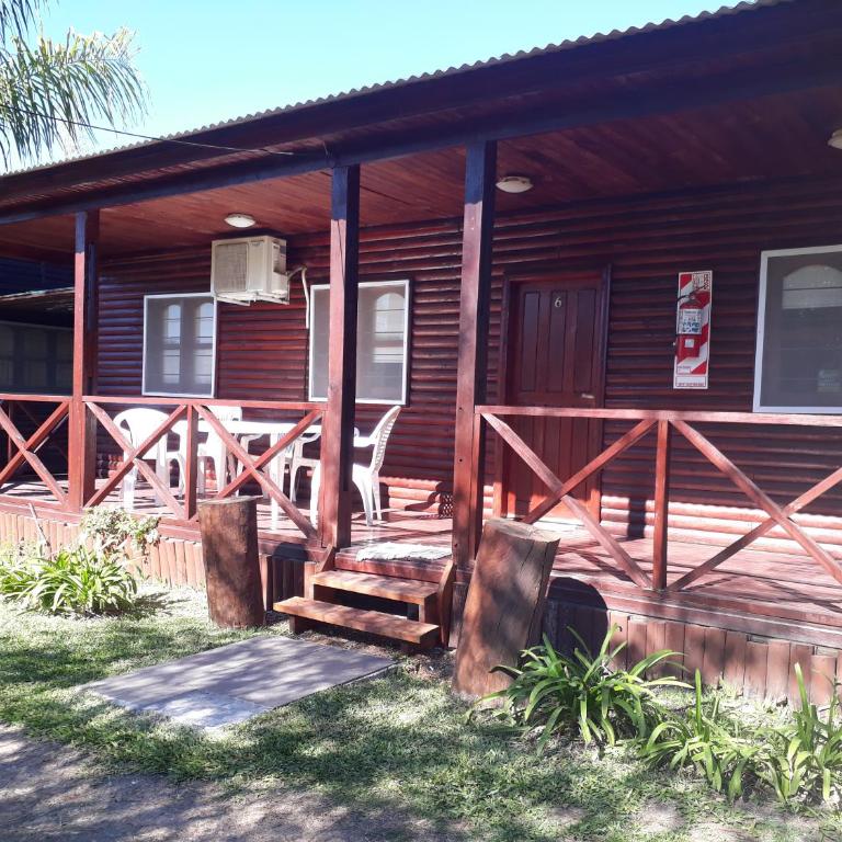 Verde y Sol en la Colonia Bungalows y Cabañas - Casa de 3 dormitorios - 1