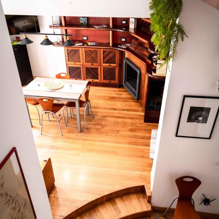 Tetide Home - King Suite with Balcony - 7