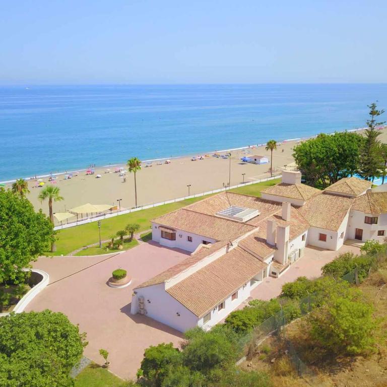 Castle Beach House. Luxury Beachfront Villa - Villa Deluxe - 8
