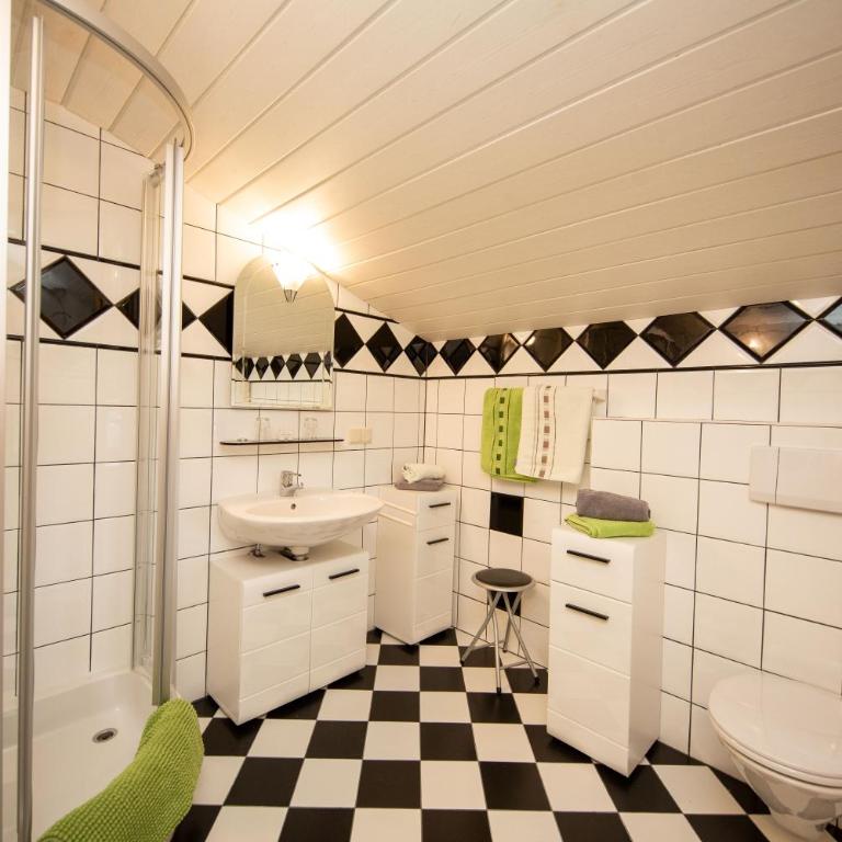 Haus Silberdistel - Apartment mit 3 Schlafzimmern - 19