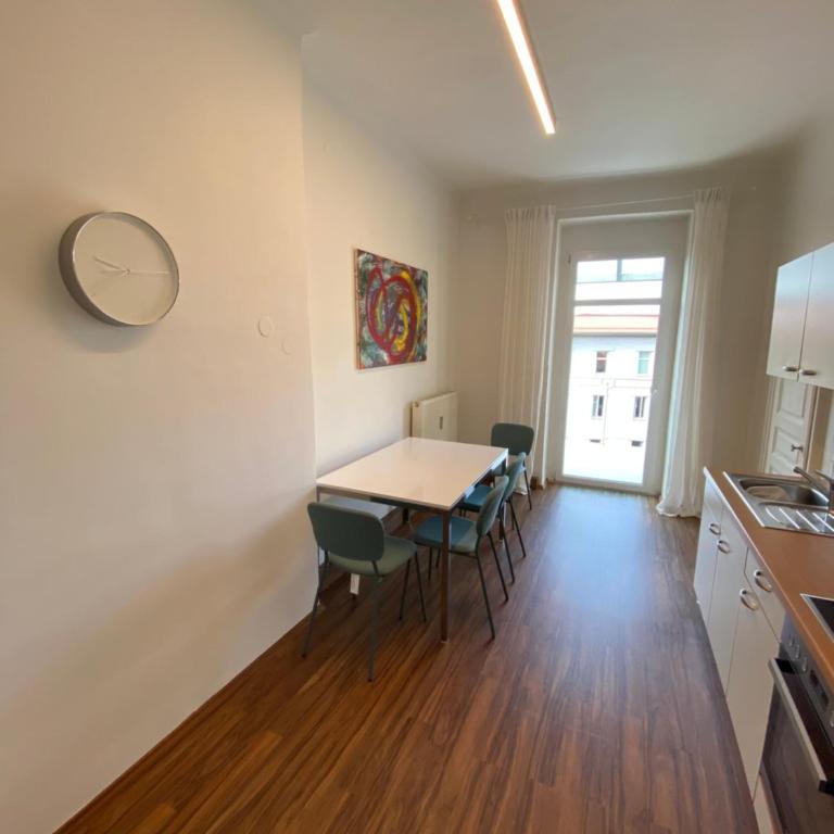 Schlossberg Blick Apartment -Top 7 self check-in - Apartment mit 1 Schlafzimmer - 7