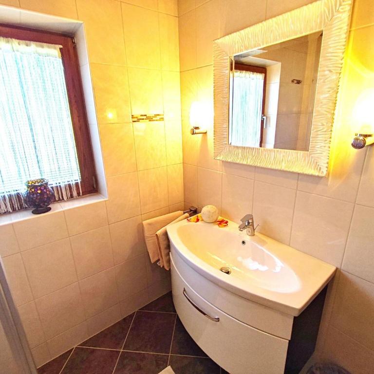 Chalet in Hippach near Ski Paradise - Ferienhaus mit 4 Zimmern - 15