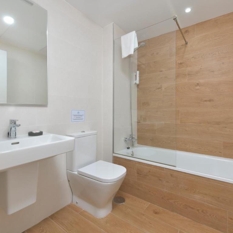 Olée Torrox Costa Holiday Rentals by Fuerte Group - Two-Bedroom Apartment - 12