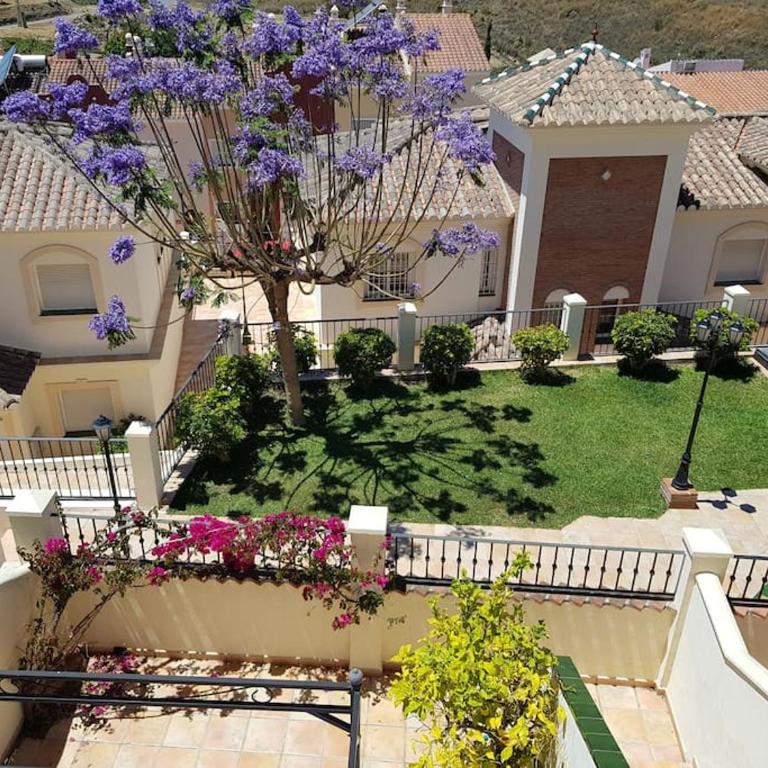 Stunning 2-Bed House in Nerja w. pool, a/c, garage - Casa de 2 dormitorios - 7