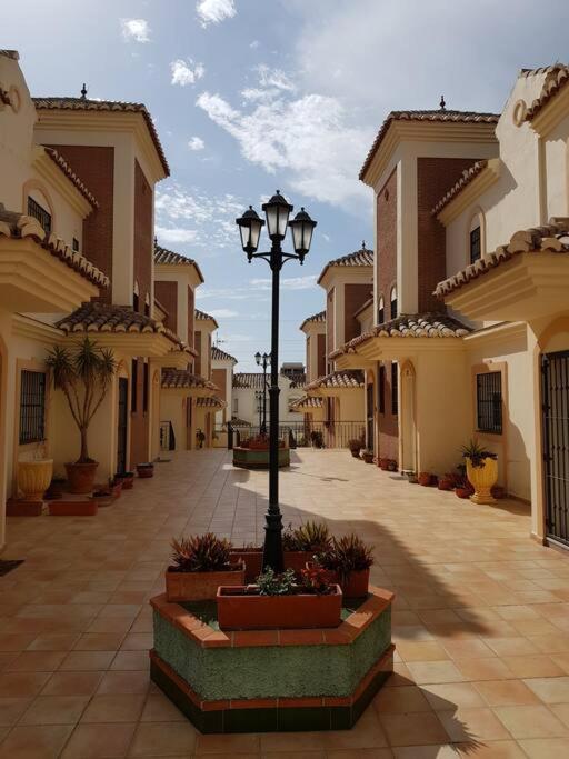 Stunning 2-Bed House in Nerja w. pool, a/c, garage - Casa de 2 dormitorios - 26