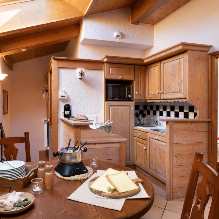 Résidence Pierre & Vacances Premium Les Alpages de Chantel - Appartement 2 Chambres avec Balcon (6 Personnes) - 2