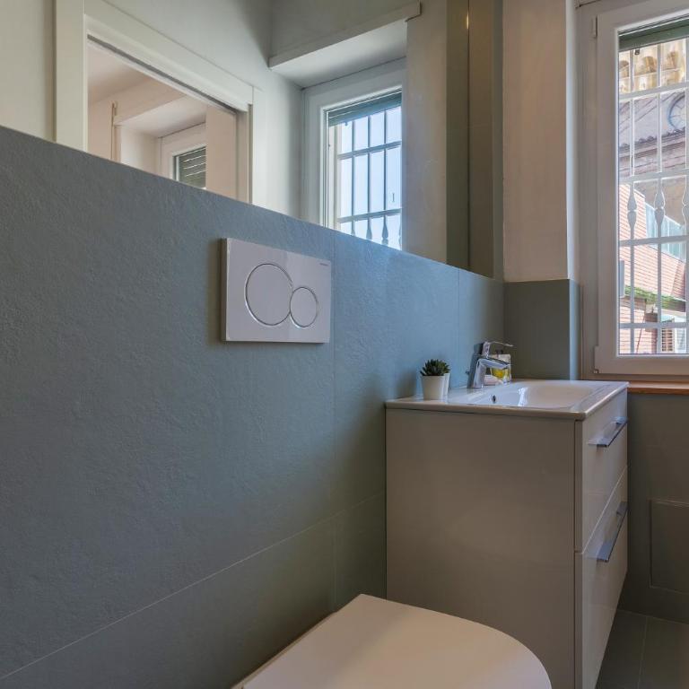 GuestHost - Apt with Terrace 10 min walk from Piazza Santo Stefano - Two-Bedroom Apartment - 23