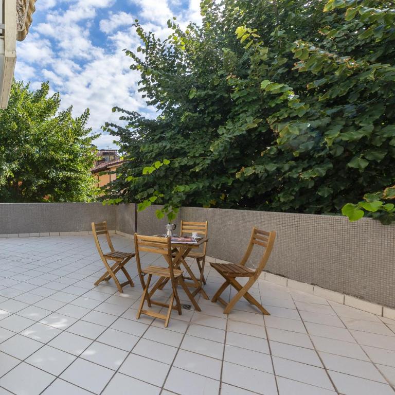 GuestHost - Apt with Terrace 10 min walk from Piazza Santo Stefano - Two-Bedroom Apartment - 3