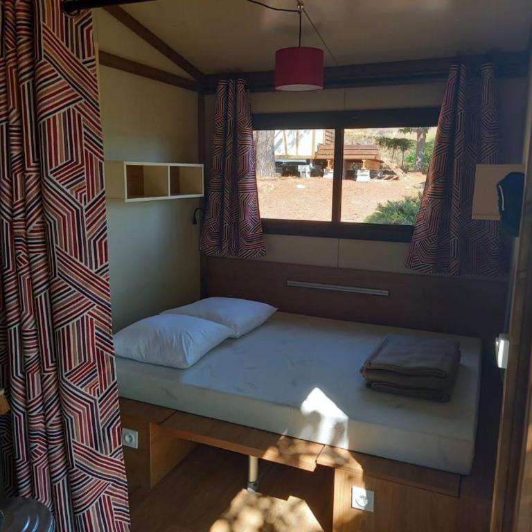 Camping Onlycamp De Chamarges - Cottage - 2