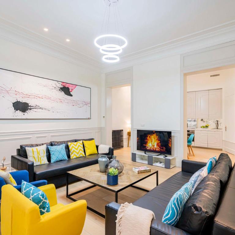 Ever House - CHUECA-GRAN VIA - Three-Bedroom Apartment - 3