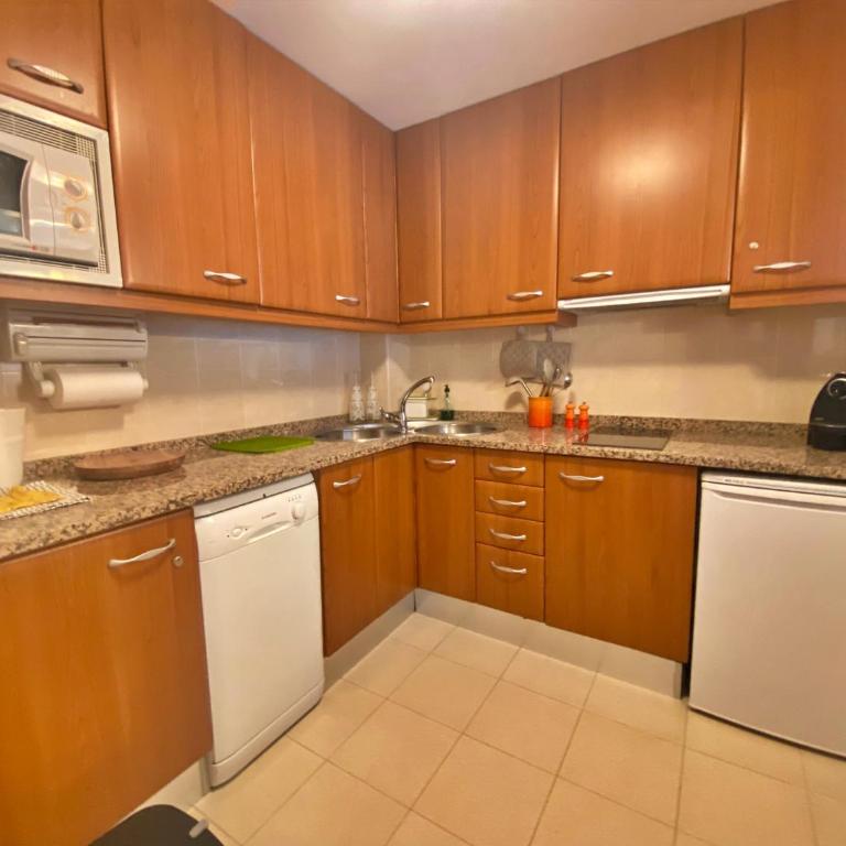 Tucamp 3,7 a 30 mts de Funicamp - Apartamento de 1 dormitorio - 2