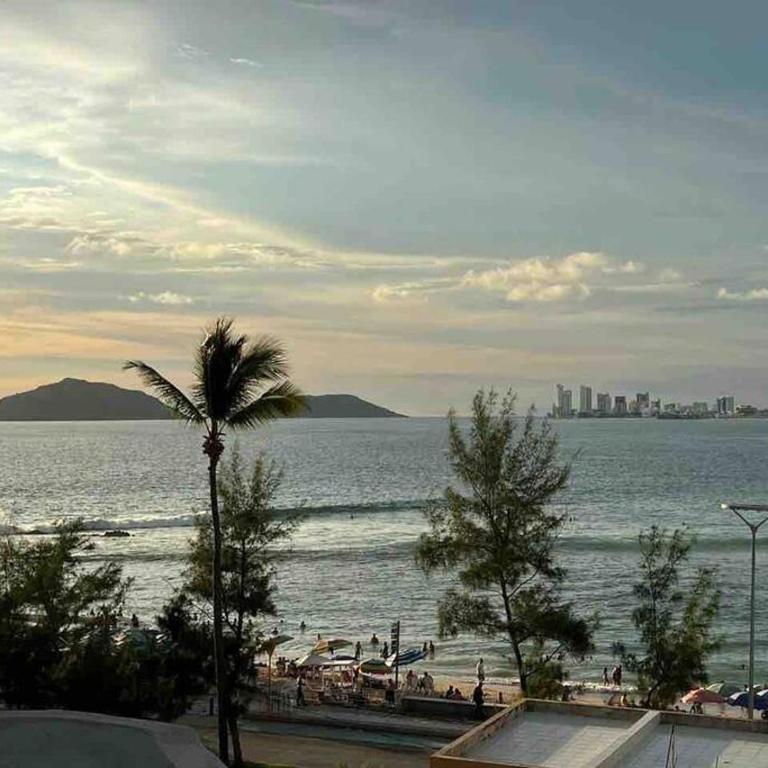 Depa Hermoso a 30 metros de la Playa - One-Bedroom Apartment - 24
