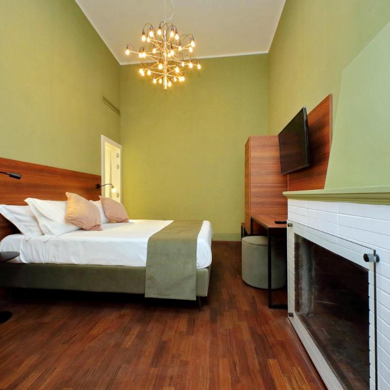 Youroom - Coppelle - Large Double Room - 4