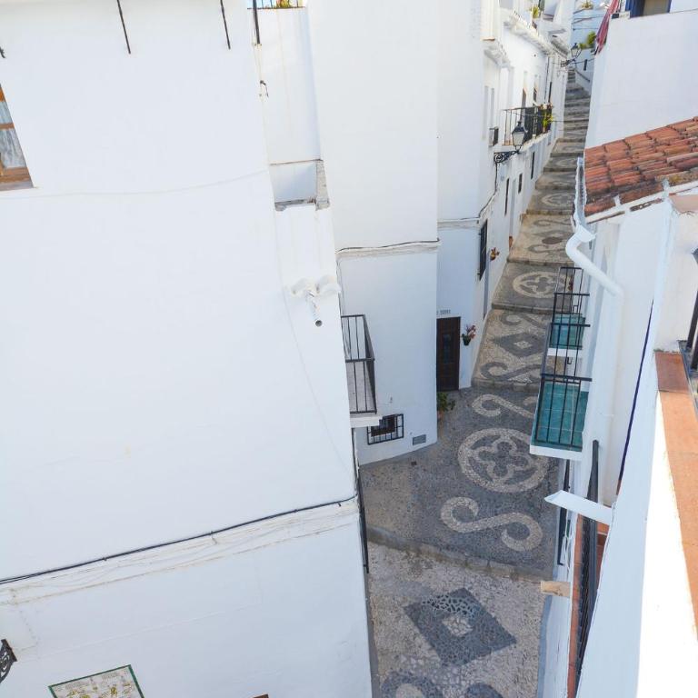 Casa Rosario, Frigiliana Large Historic Townhouse with Amazing Roof terrace HansOnHoliday Rentals - Casa de 3 dormitorios - 7