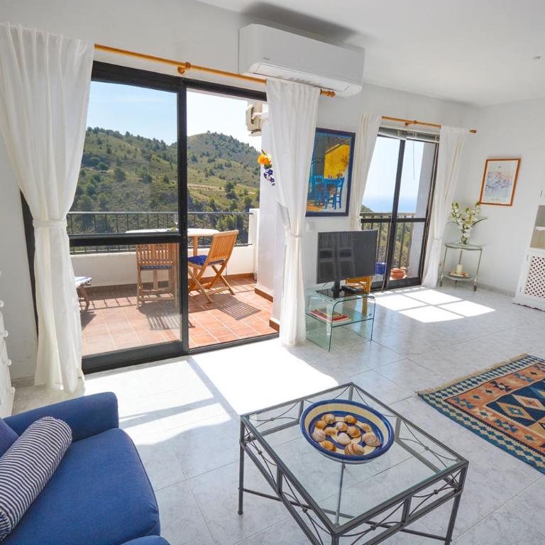 Apartamento la vista, Frigiliana 2 bedroom apartment with amazing views, pool and free private parking HansOnHoliday Rentals - Apartamento de 2 dormitorios - 16