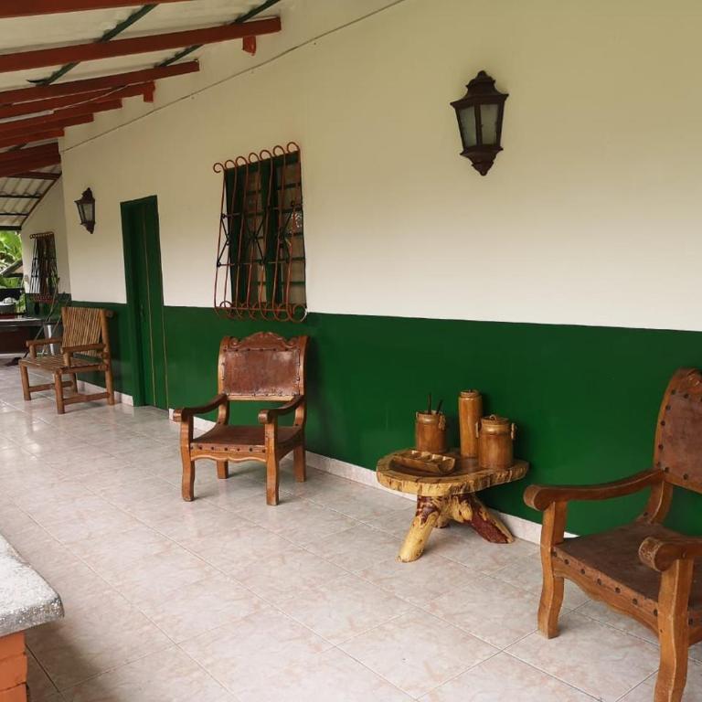 Preciosa Finca en el Eje Cafetero, Quindío- Colombia - Eight-Bedroom House - 16