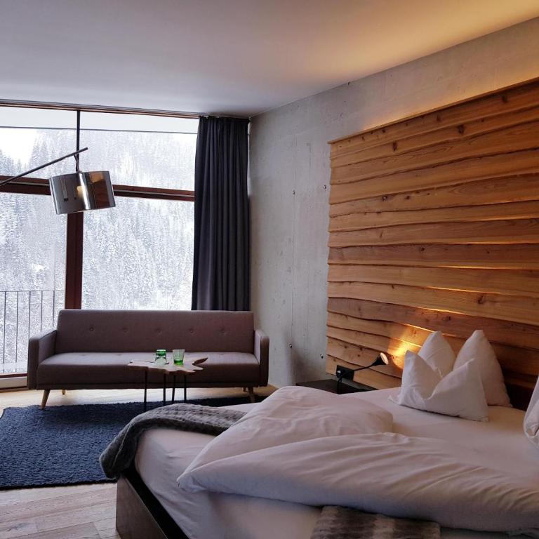 "Quality Hosts Arlberg" Hotel Lux Alpinae - Doppel-/Zweibettzimmer mit Bergblick - 11