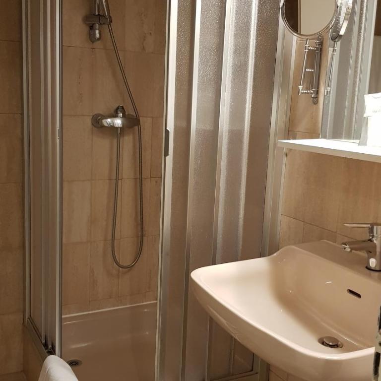 Hotel Century - Chambre Simple Supérieure - 9