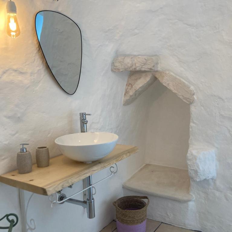 Lacinera Trulli e Lamie - Deluxe Double or Twin Room - 22