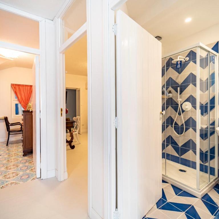 Casa Azzurra - Appartamento con 2 Camere da Letto - 64