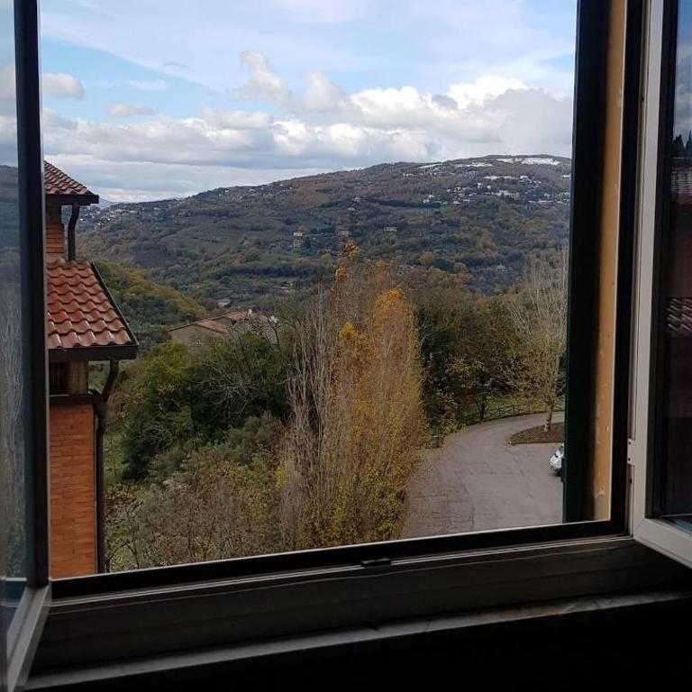 Monstera room Vicino al centro - Camera Matrimoniale con Vista Montagna - 25