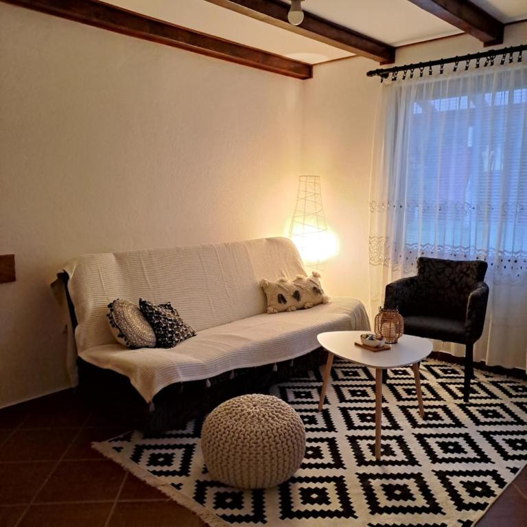 Love Shack - Kuća sa 2 Spavaće Sobe - 4