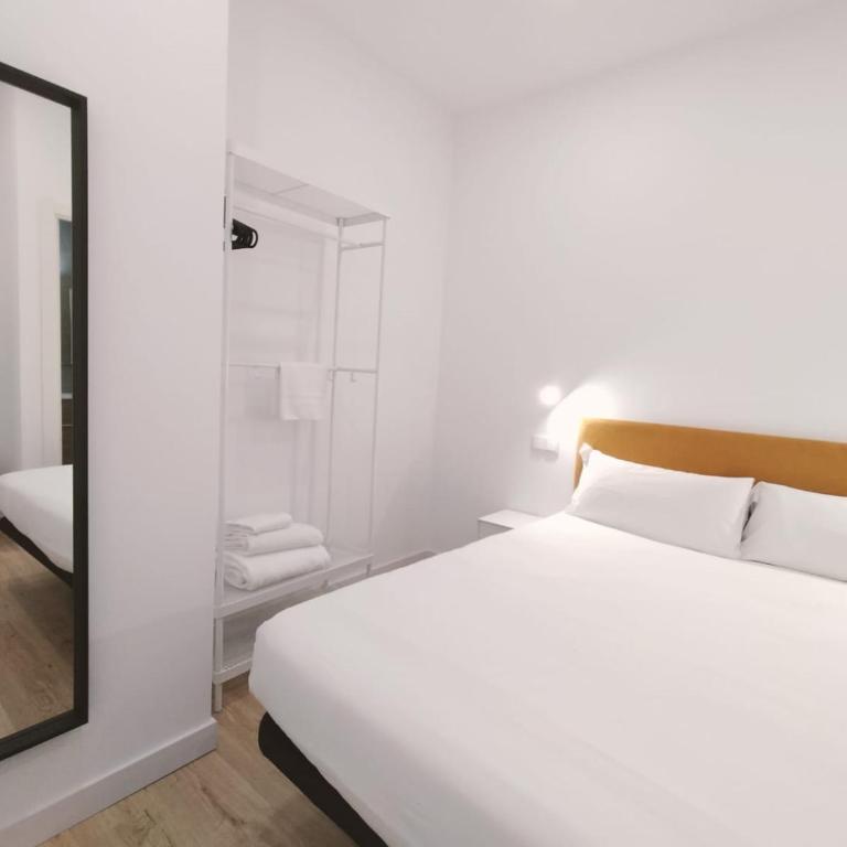 Apartamentos La Brava by gaiarooms - Estudio - 17