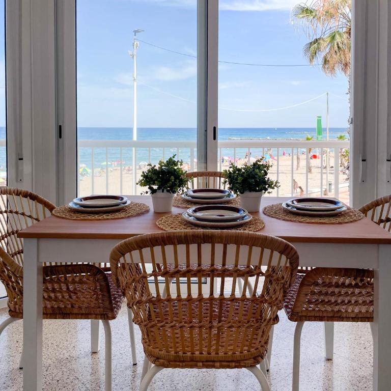 Maravillosas vistas a la bonita playa de Campello. - Apartamento de 2 dormitorios - 17