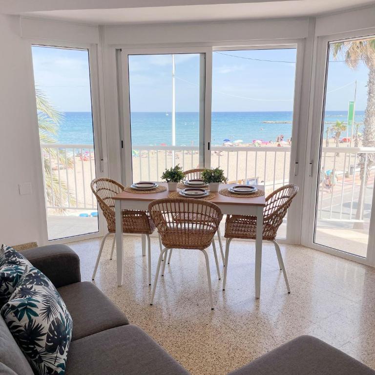 Maravillosas vistas a la bonita playa de Campello. - Apartamento de 2 dormitorios - 18