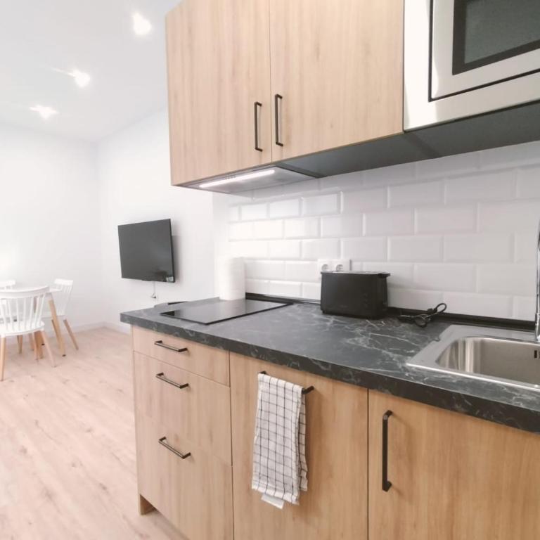 Apartamentos La Brava by gaiarooms - Estudio - 31