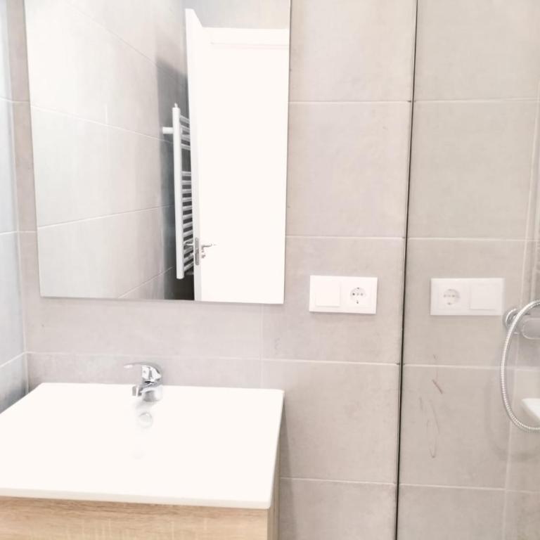 Apartamentos La Brava by gaiarooms - Estudio - 35
