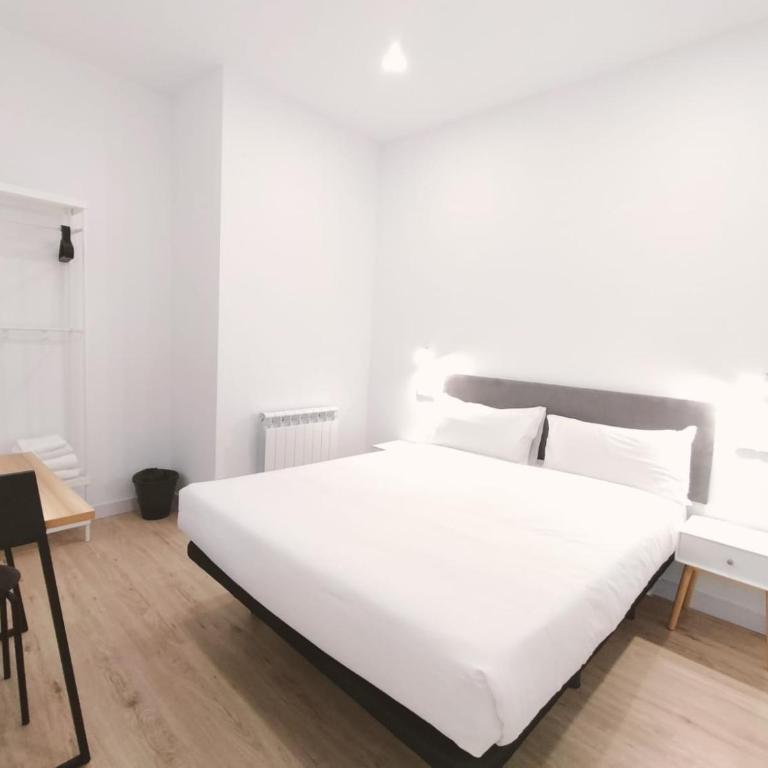 Apartamentos La Brava by gaiarooms - Estudio - 36
