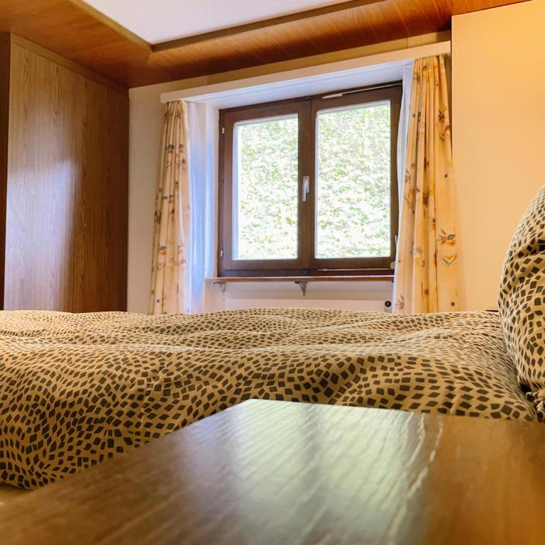 Hotel Gemmi - Doppel- oder Zweibettzimmer - 9