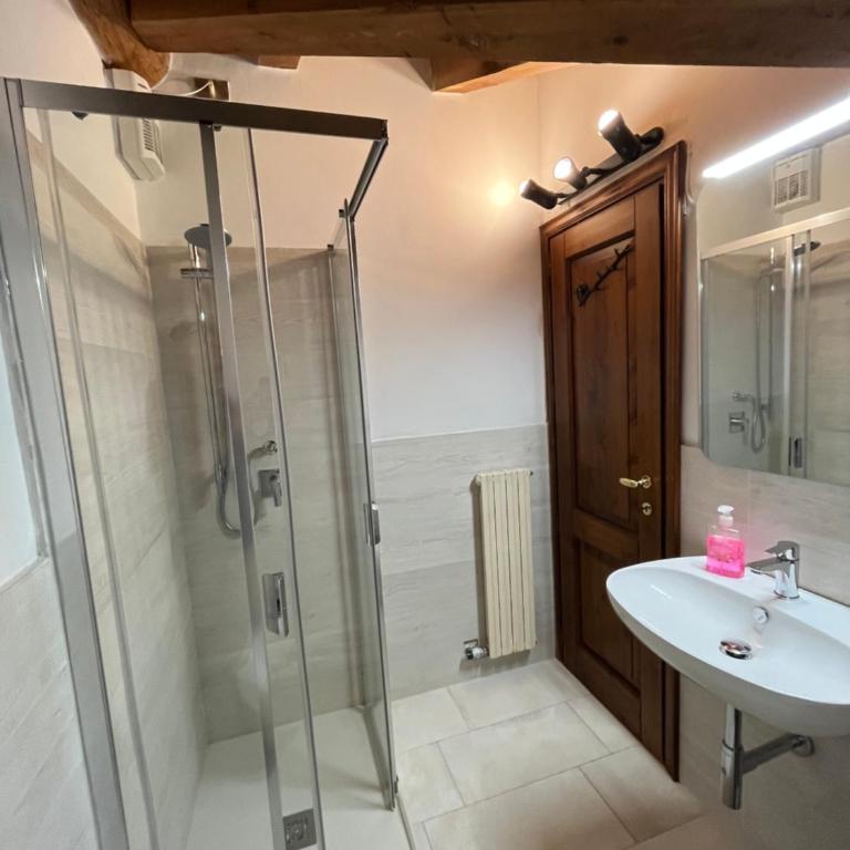Chalet Blanc "La Mansarda" - Apartment mit 2 Schlafzimmern - 16