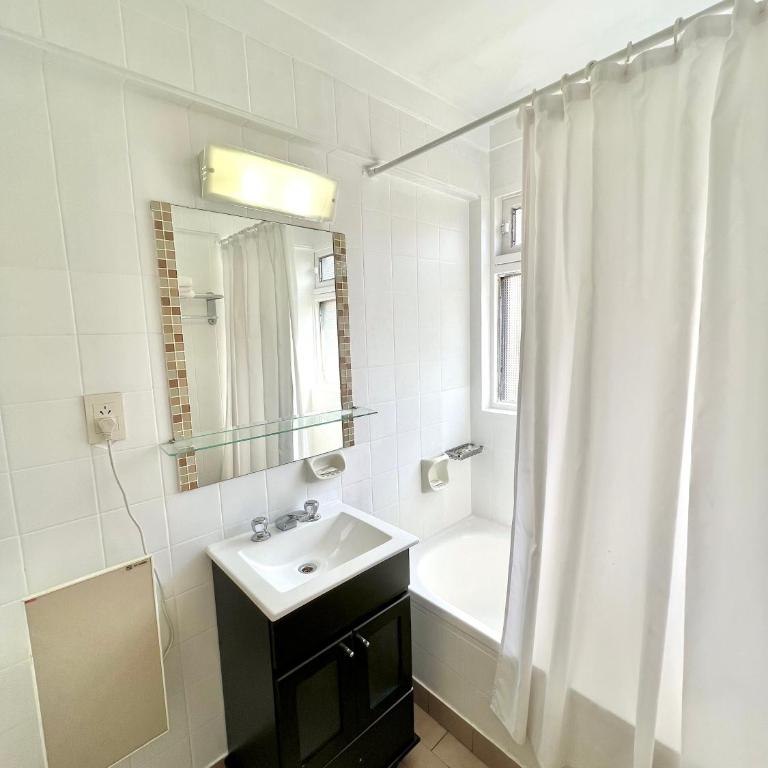 Golf Tower Suites & Apartments - Estudio Estándar - 6
