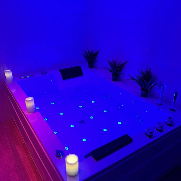 EDEN SUITE - Jacuzzi - Parking - Clim by Narbana - One-Bedroom Apartment - 14