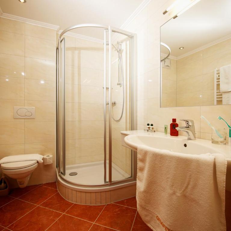 Hotel Grafenwirt - Dreibettzimmer - 4