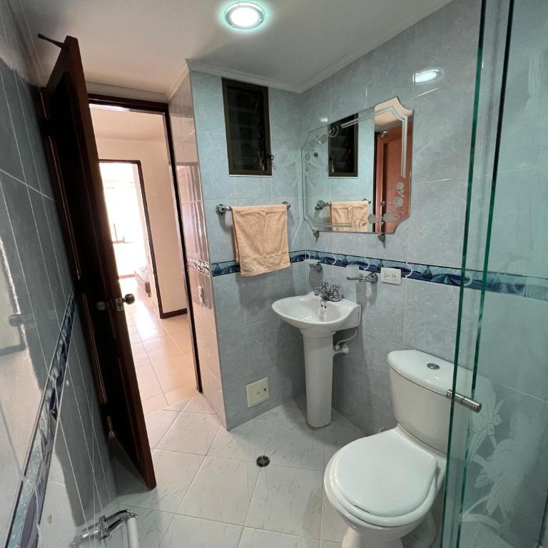 Lovely apartment in the best zone of Medellin - Apartamento de 3 dormitorios - 16