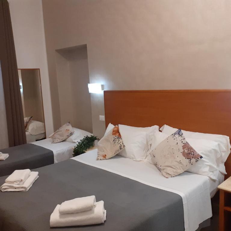 Napoleone Luxury Home roma - Economy Triple Room - 18