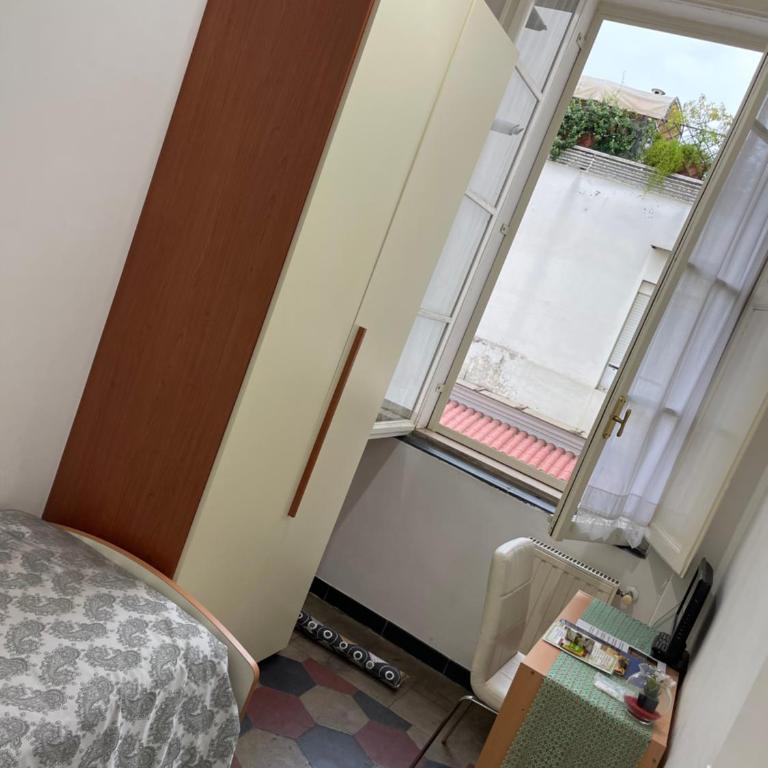 Angels In Rome - Single Room with Shared Bathroom - 12
