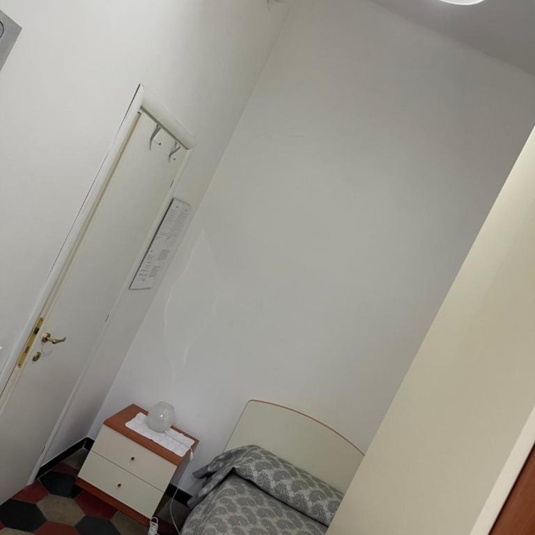 Angels In Rome - Double Room with Shared Bathroom - 33