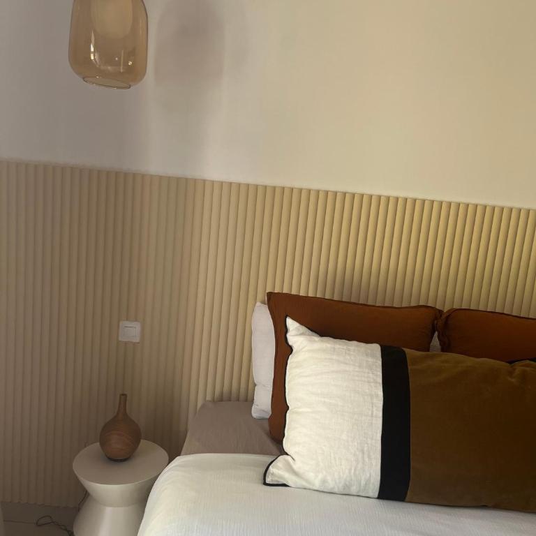 Suite La Farigoulette - Maison 1 Chambre - 17