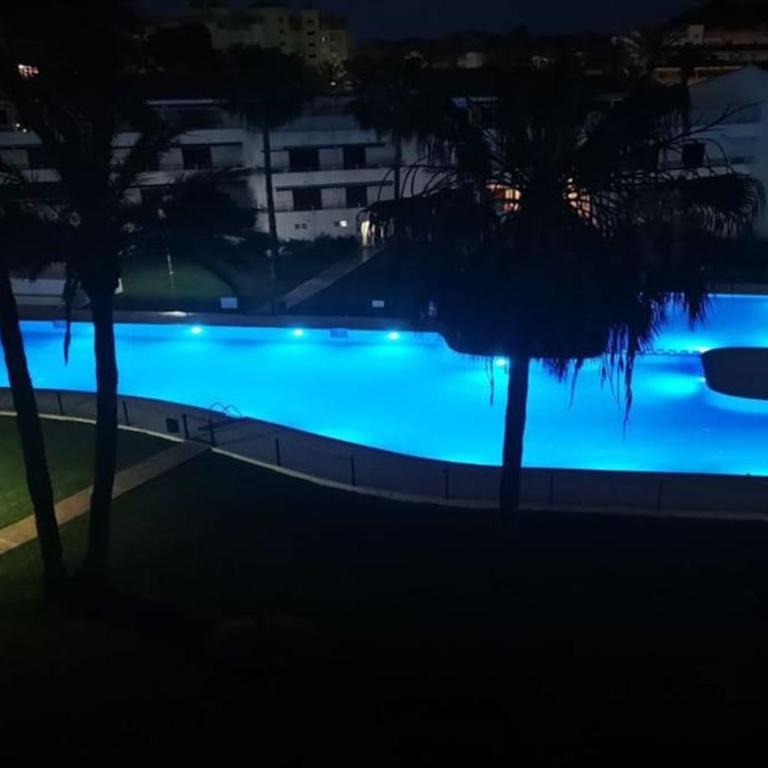 Casa en urb. con la piscina más GRANDE de Jávea. - Apartamento con vistas a la piscina - 19