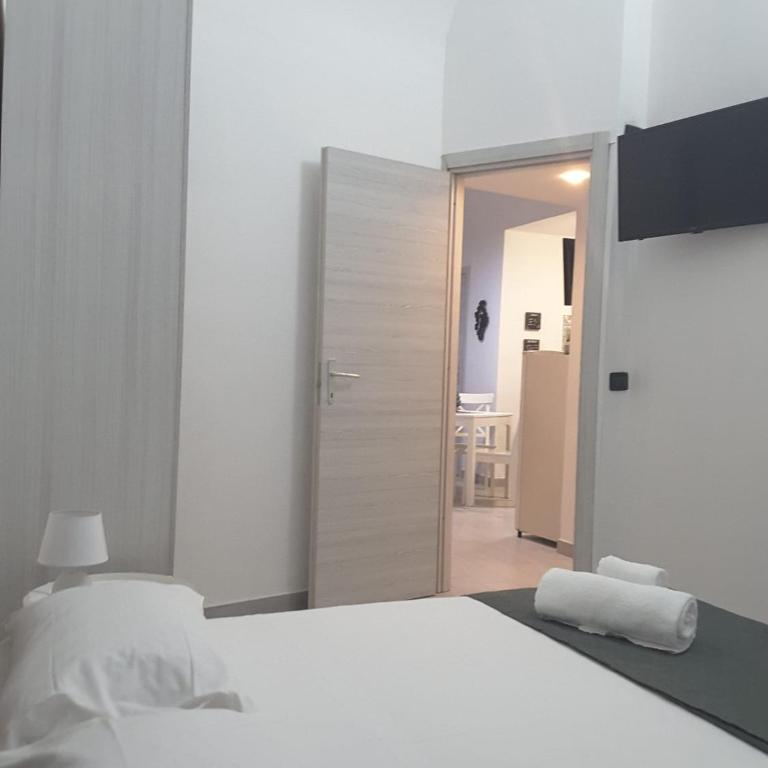A casa dei 3 - Appartamento con 2 Camere da Letto - 13
