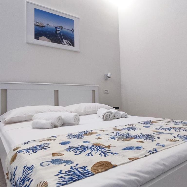 Marricrio House - Double Room with Private Bathroom - 1
