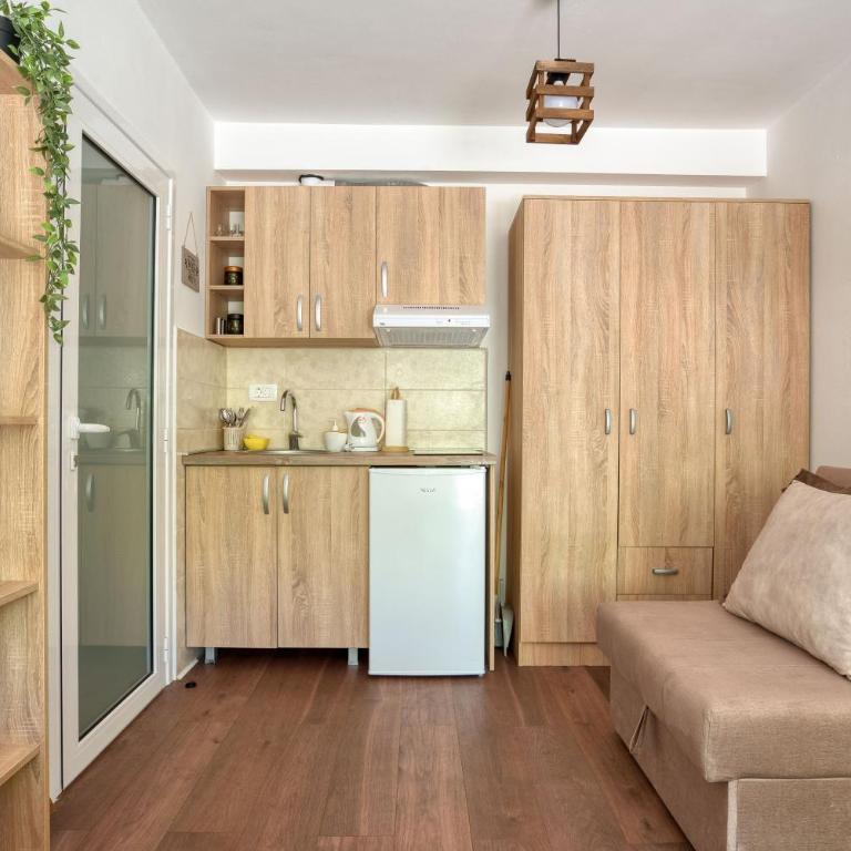 Baka Zlata Apartments - Studio s Pogledom na Vrt - 6
