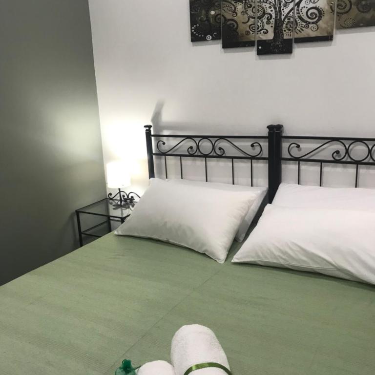 Karina's Rooms - Double Room - 11