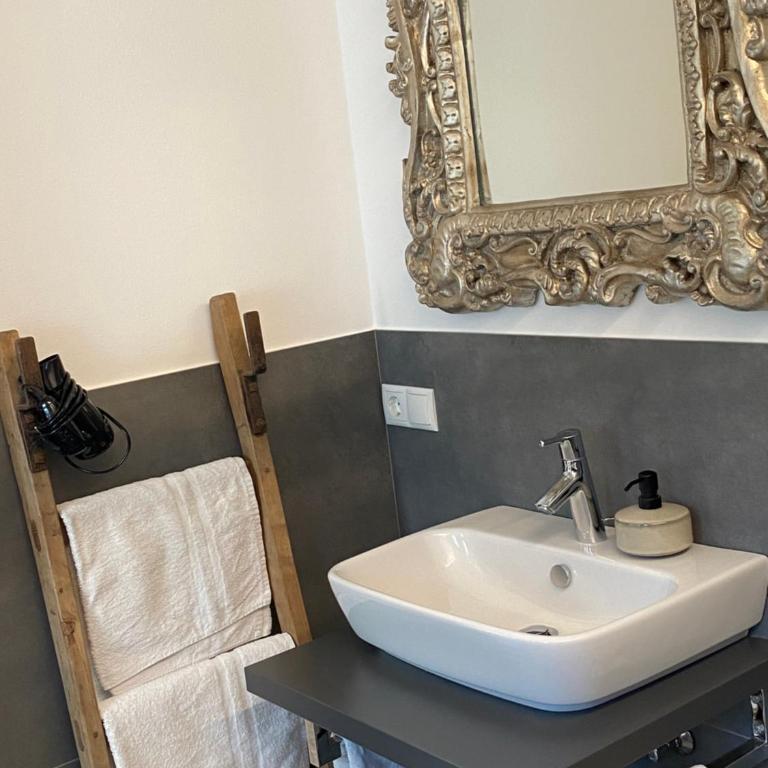 Hotel Garni Vinea Montis - Camera Matrimoniale/Doppia con Letti Singoli con Bagno - 2